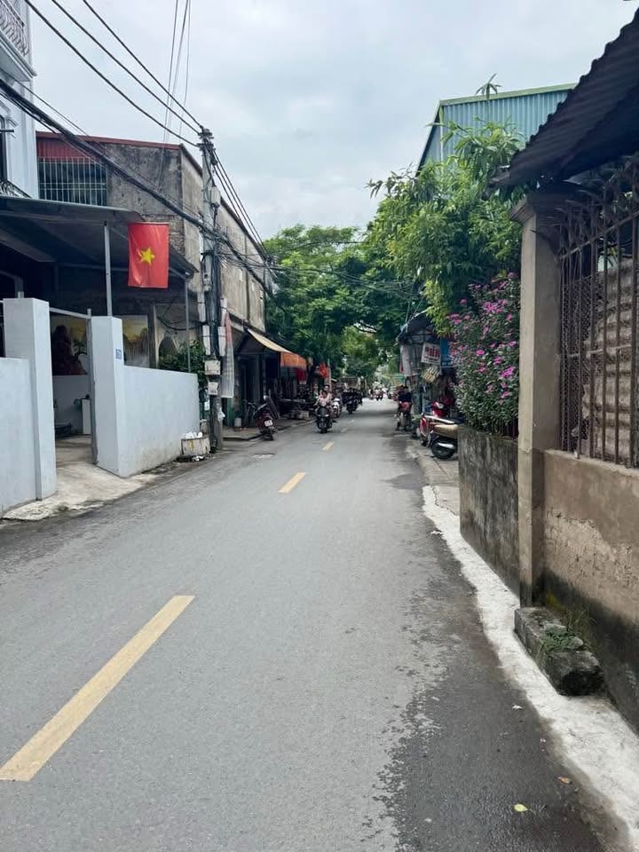 Đất Phú Lương 45m² giá chỉ 4 tỷ - Ô tô đỗ cửa, sổ đỏ chính chủ!