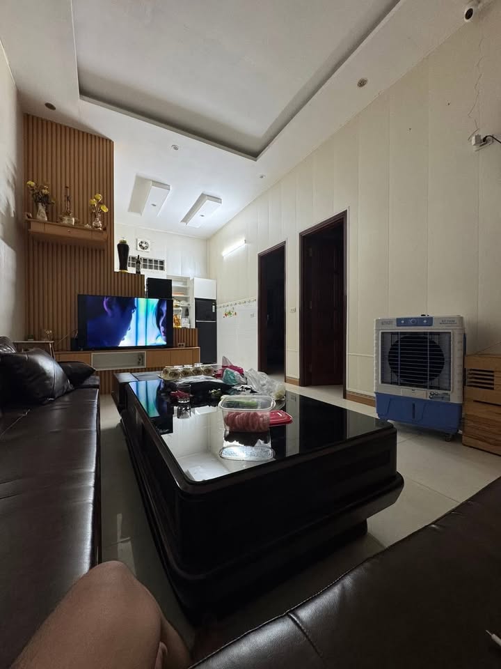 Nhà cho thuê Hưng Chính, Vinh 2PN giá 7.5 triệu - Full nội thất tiện nghi!