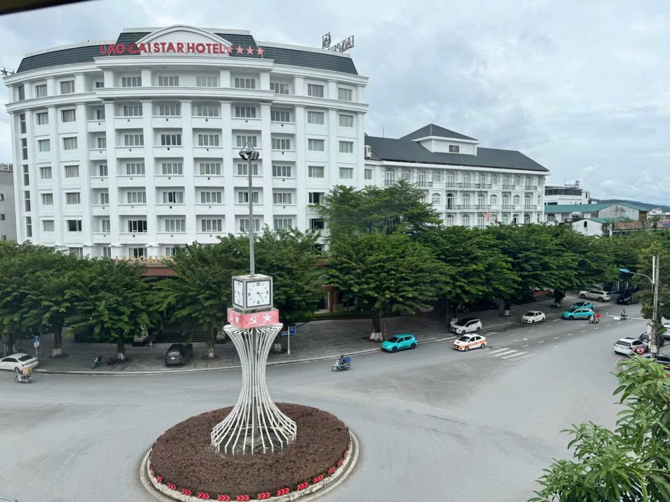 Nhà 4 tầng 1 tum tại Cốc Lếu, Lào Cai giá 5 tỷ - Địa điểm kinh doanh lý tưởng!