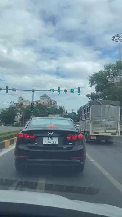 Nhà Văn Phòng Cho Thuê Phố Tản Viên, Việt Trì 121,3m² - Chính Chủ, Không Gian Rộng Rãi