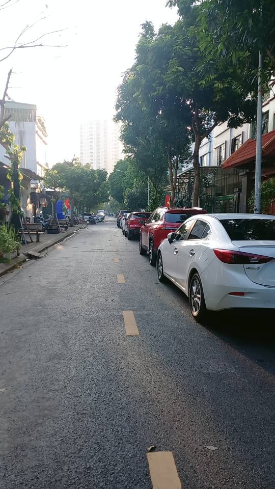 Bán đất Thạch Bàn 56m² giá 15 tỷ - Đường 10m ô tô tránh, sổ đỏ chính chủ!