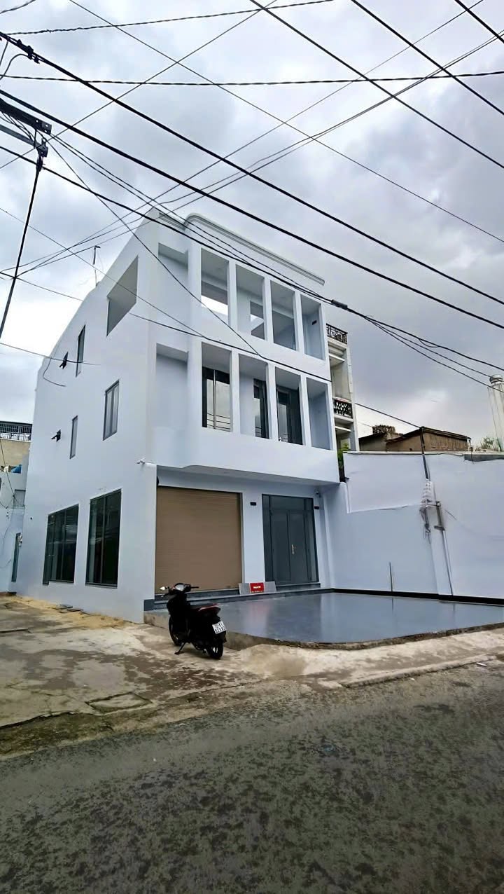 Cho thuê Tòa Nhà Mới Xây 168m² Phạm Văn Bạch - Giá 35 triệu/tháng