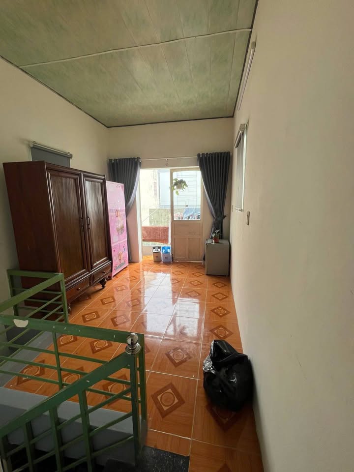 Nhà nguyên căn cho thuê tại Nguyễn Khuyến, Nha Trang 40m² chỉ 4 triệu/tháng - Tiện nghi đầy đủ!