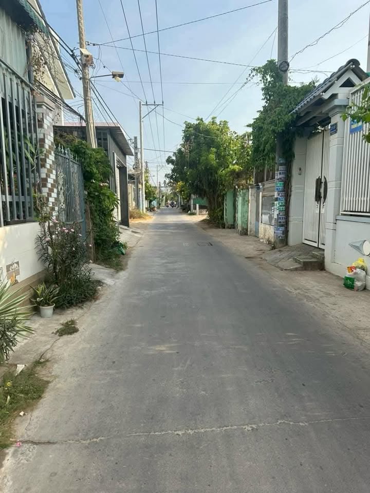 Nhà mới hẻm 277 Hải Thượng Lãn Ông, Phan Thiết 75m² giá 1.2 tỷ - Sẵn sàng vào ở!