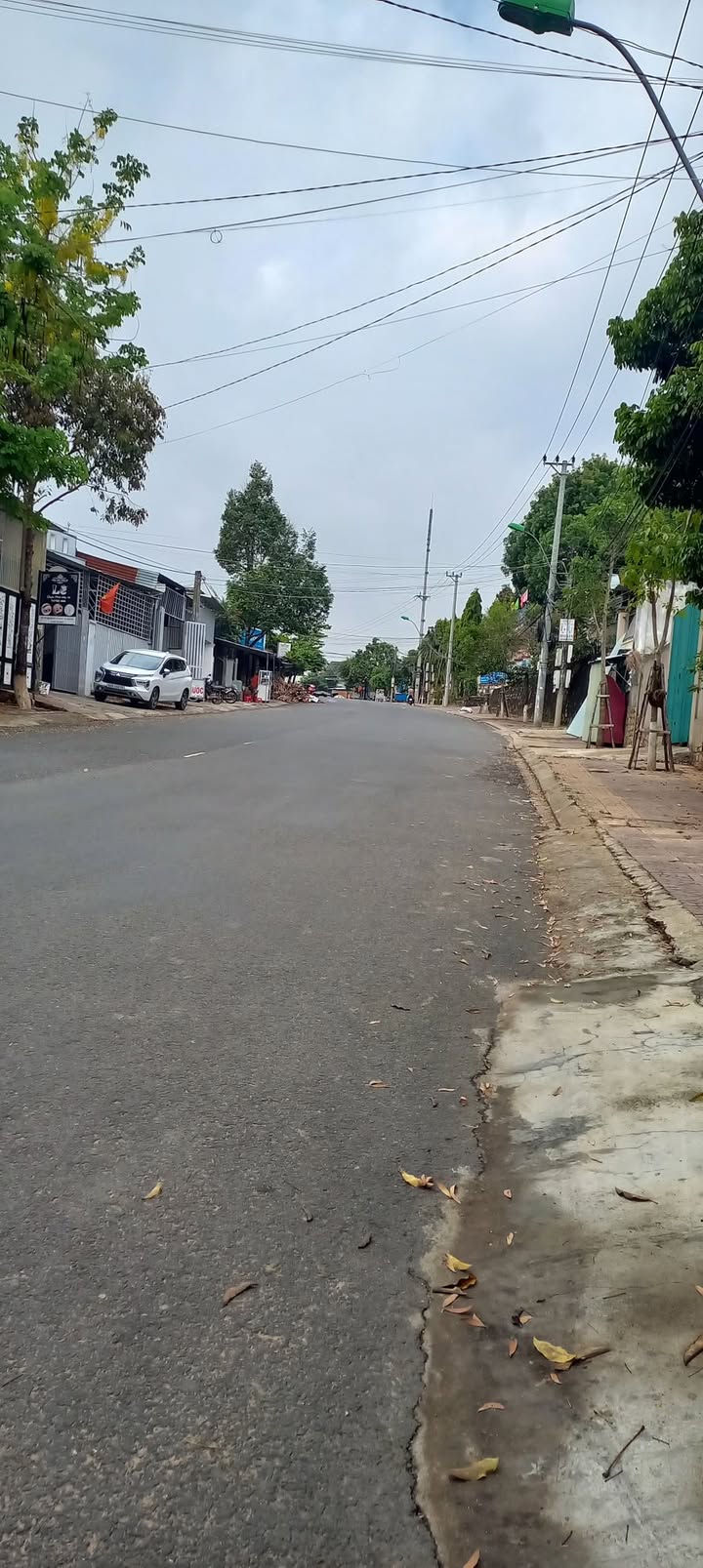 Đất thổ cư đường Ngô Đức Kế, phường Lê Lợi, TP Kon Tum 125m² giá 700 triệu - Sổ đỏ chính chủ!