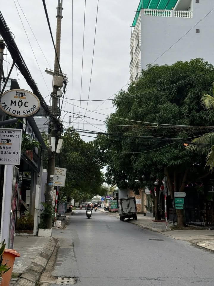 Bán nhà mặt tiền Nguyễn Thiện Kế, Sơn Trà, 115m² giá 13.5 tỷ - Cơ hội đầu tư tuyệt vời!