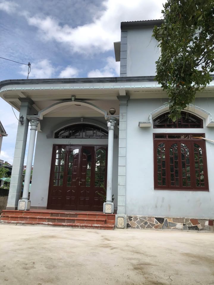 Nhà nguyên căn phường Việt Hưng Hạ Long - Không chung chủ, ô tô vào tận nơi!