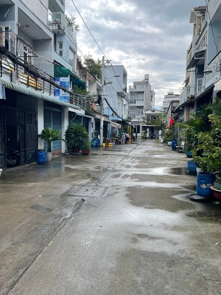 Nhà cho thuê nguyên căn đường Lê Văn Quế, Bình Tân 48m² giá chỉ 6.8 triệu - Đừng bỏ lỡ!