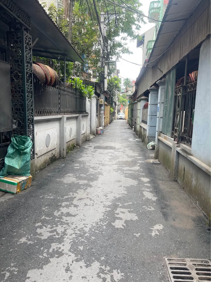 Nhà phố 3 tầng Phú Thượng 60m² giá 8 tỷ - Ngõ thông thoáng, ở ngay!