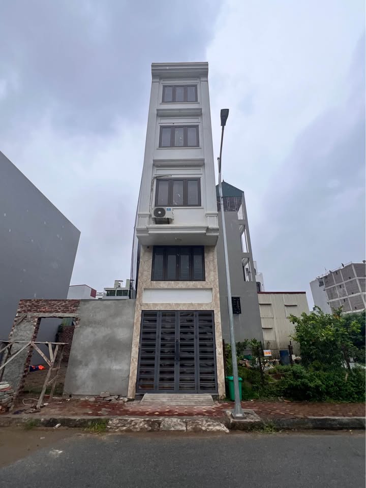 Nhà 5 tầng An Khánh 30m² giá 5.x tỷ - Chính chủ bán gấp!