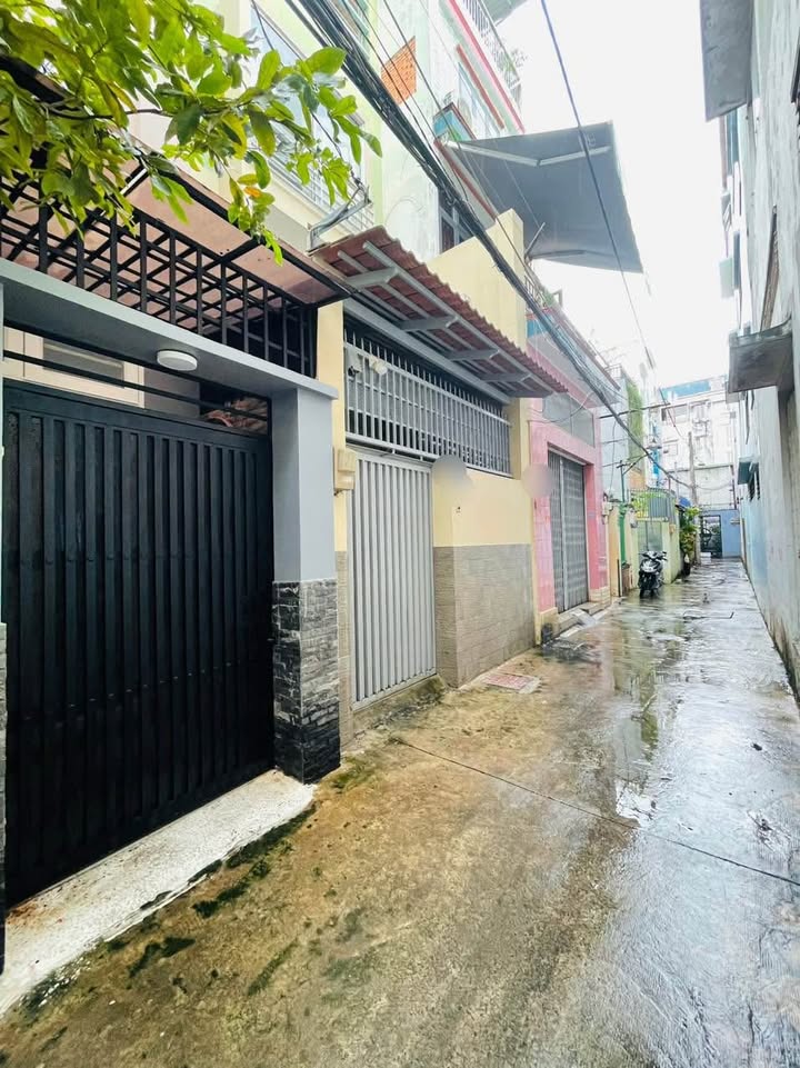 Nhà riêng Tô Hiến Thành Quận 10 94m² giá 9 tỷ - Tiện xây mới cao tầng!