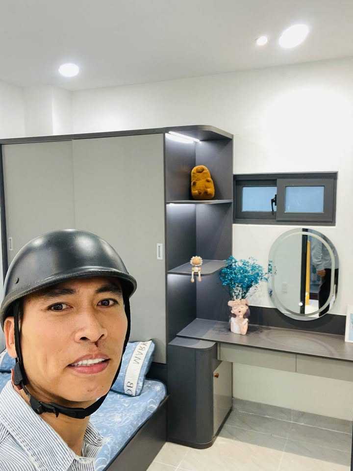 Nhà phố Lê Văn Sỹ, Phú Nhuận 26m² giá 7.5 tỷ - Sẵn sàng vào ở, xe hơi đỗ cửa!