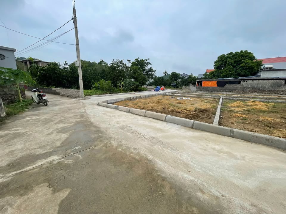 Đất nền Hợp Tiến, Mỹ Đức 102.8m² giá chỉ 10xx triệu - Mặt tiền 5m, ô tô vào tận nơi!