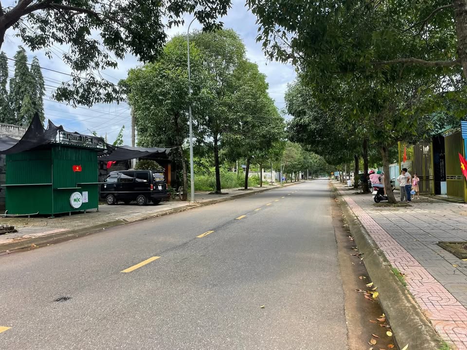 Nhà mặt tiền đường Tô Nguyệt Đình, phường Tân Thành, 100m² giá chỉ 2.7 tỷ - Đầu tư sinh lời!