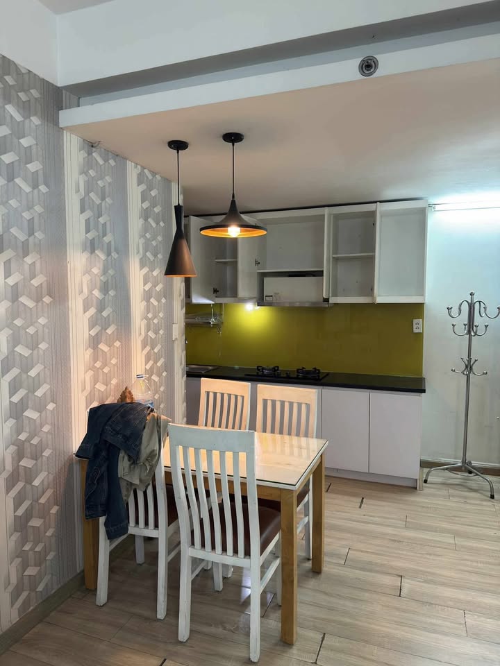 Phòng cho thuê tại Etown Cộng Hòa 30m² - Giờ giấc tự do, sẵn sàng vào ở!