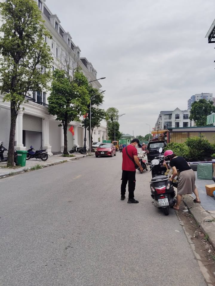 Nhà Trương Định 50m² giá 16 tỷ - Thang máy, Gara ô tô, Kinh doanh