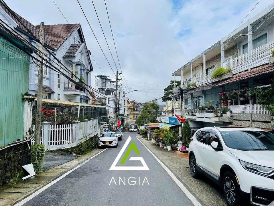 Nhà Mặt Tiền Kinh Doanh Đường Đặng Thái Thân, Đà Lạt 124m² giá 15 tỷ - Cơ hội đầu tư hấp dẫn!