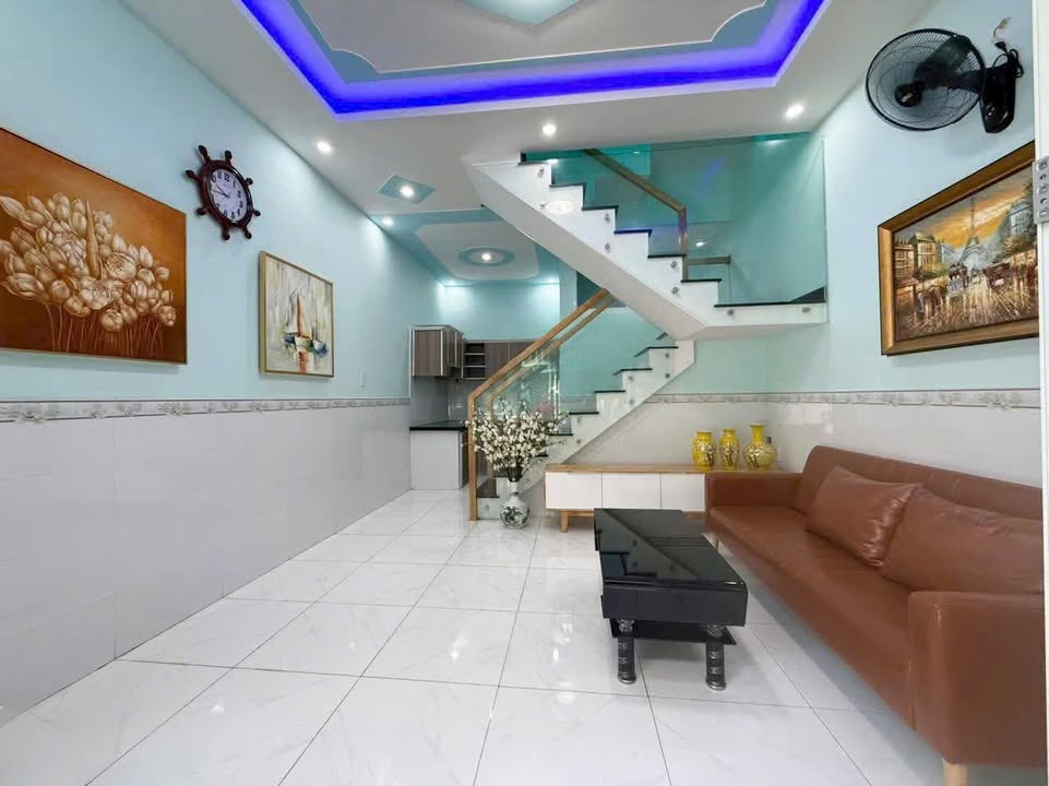 Nhà đẹp 1 trệt 1 lầu đường Ngô Đức Kế, Vũng Tàu 30m² - Sổ hồng riêng, giá chỉ 2.45 tỷ!