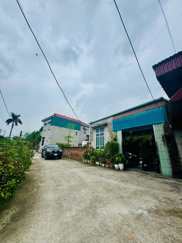 Đất nền Khu 3, Sông Lô, Việt Trì 100,6m² - Cơ hội đầu tư hiếm có!