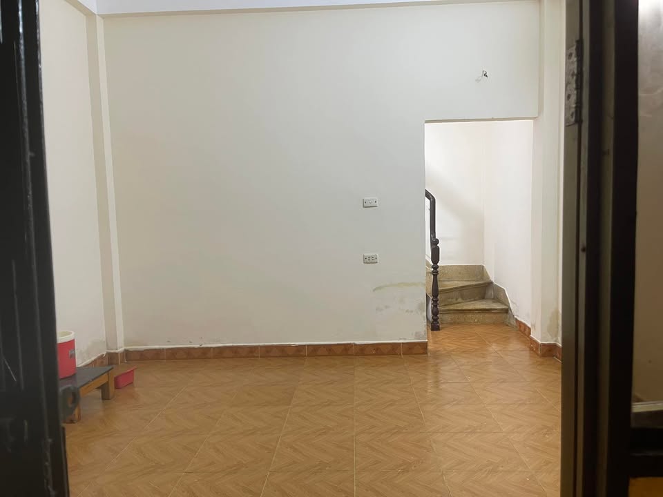 Nhà nguyên căn Vạn Phúc Kim Mã 26m² giá 7 triệu - Yên tĩnh, an ninh tốt!