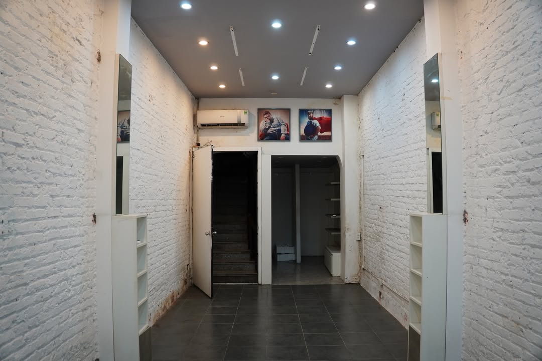 Cho thuê mặt phố Xã Đàn 50m² giá 25 triệu - Đắc địa cho kinh doanh!