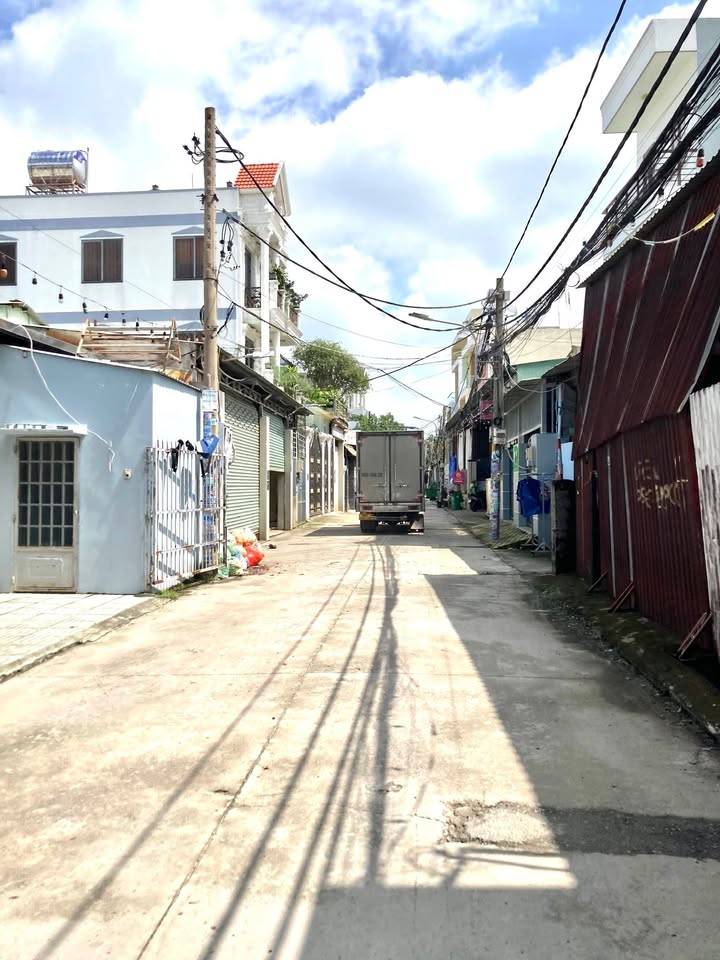 Đất thổ cư 90m² Linh Xuân, Thủ Đức chỉ 4 tỷ - Nở hậu, hẻm xe tải rộng rãi!