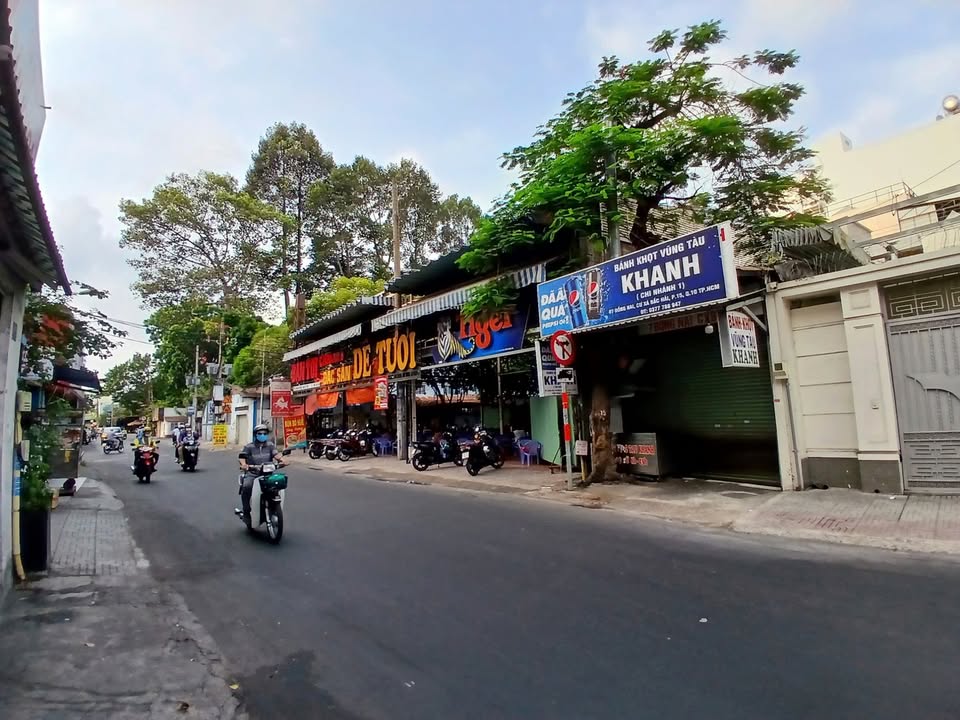 Nhà mặt tiền đường Bắc Hải, quận 10, 64.5m² giá 20 tỷ - Vị trí đắc địa, kinh doanh thuận lợi!