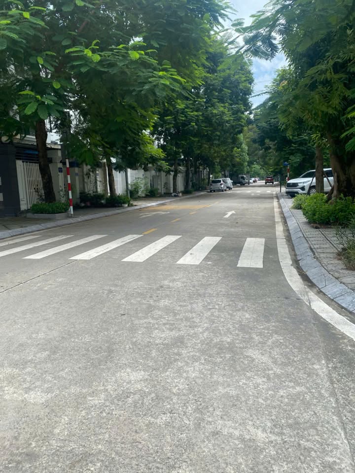 Nhà liền kề KĐT Geleximco Hà Đông 105m² giá 2.8 tỷ - Thiết kế hiện đại!