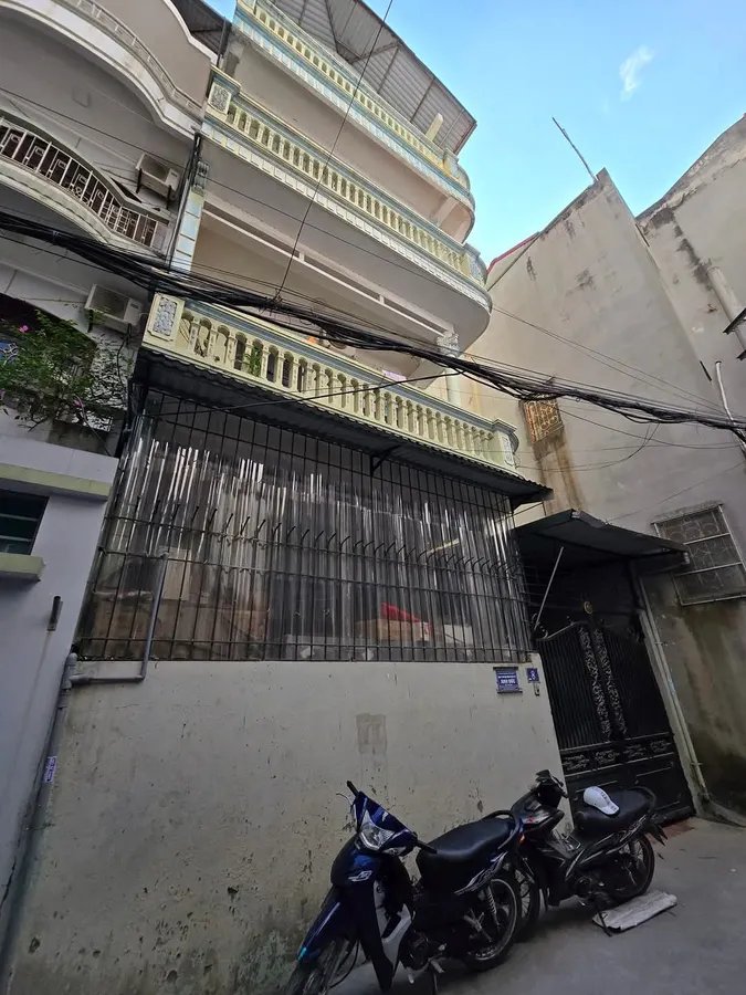 Nhà phố Lương Định Của, Đống Đa 119m² giá 27.4 tỷ - Vị trí đắc địa, ô tô đỗ cửa!