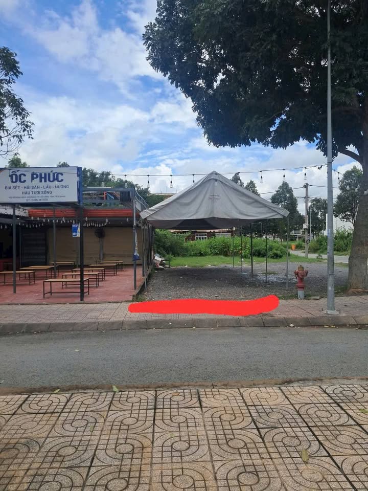 Đất ở đô thị đường Trương Định, Gò Công 103m² giá 2.5 tỷ - Thương lượng ngay!