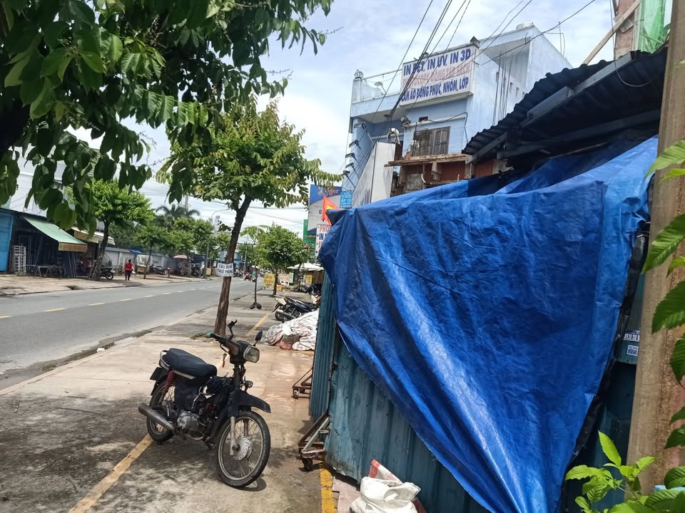 Nhà mặt tiền cho thuê tại Hóc Môn 250m² - Vị trí đắc địa cho kinh doanh