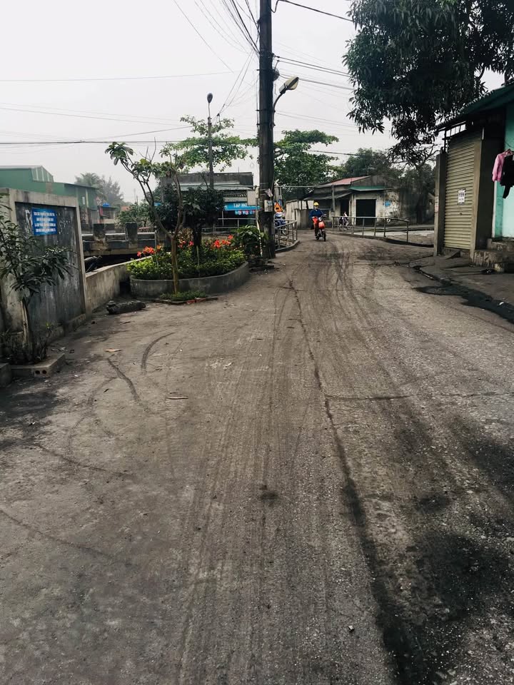 Nhà cho thuê Cẩm Phú - 1 căn gác xép, giá thỏa thuận - Phù hợp cho gia đình và kinh doanh