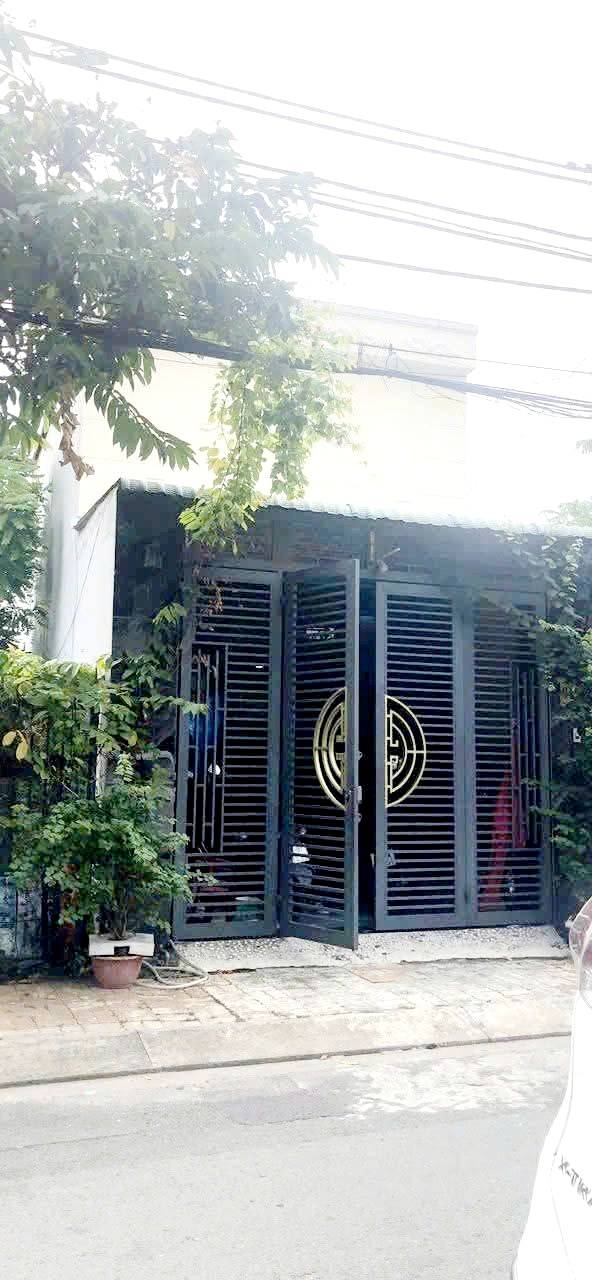 Nhà mặt tiền Ấp Chánh 16, Hóc Môn 124m² giá 8 triệu - Thích hợp ở và kinh doanh!