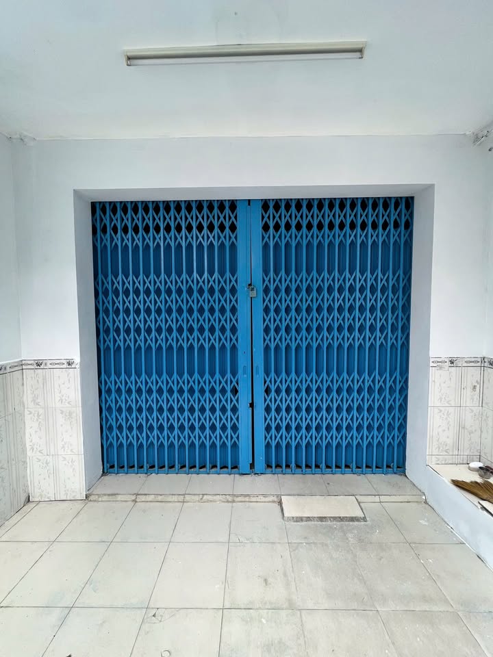 Nhà mặt tiền cho thuê khu Bình Phú, Quận 6, 60m² giá 15 triệu - Phù hợp kinh doanh và ở gia đình!