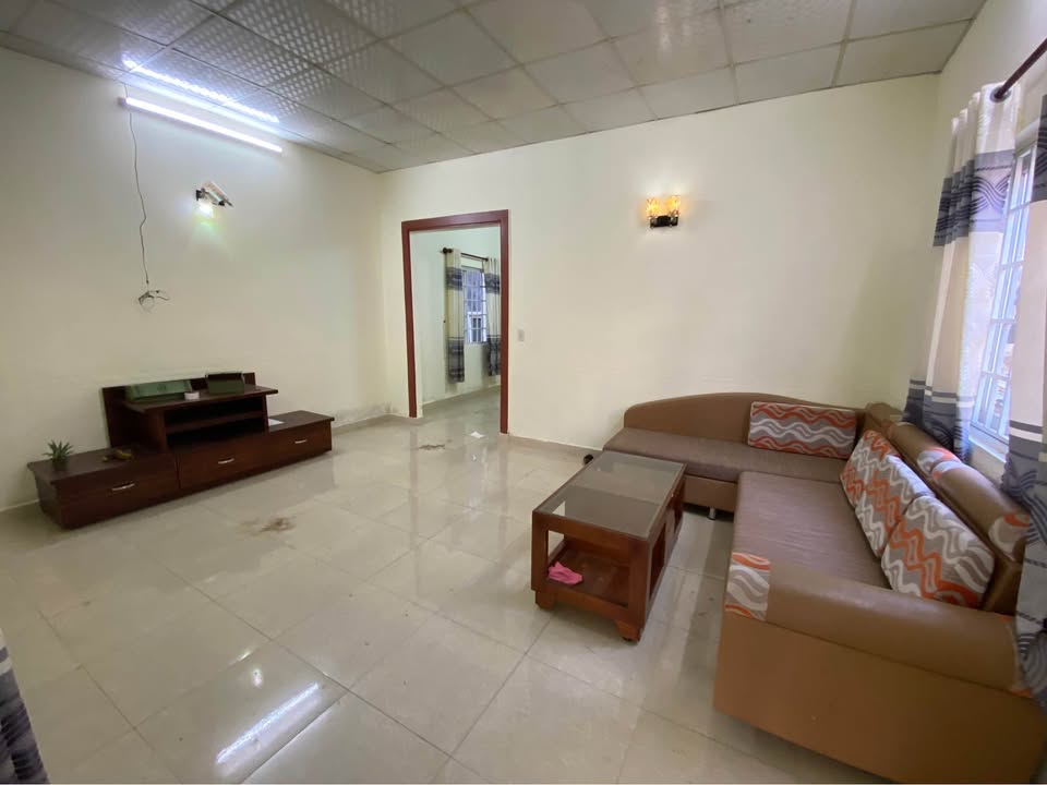 Nhà nguyên căn Hẻm T21A Triệu Việt Vương, Đà Lạt - 2 phòng ngủ, giá 5 triệu/tháng