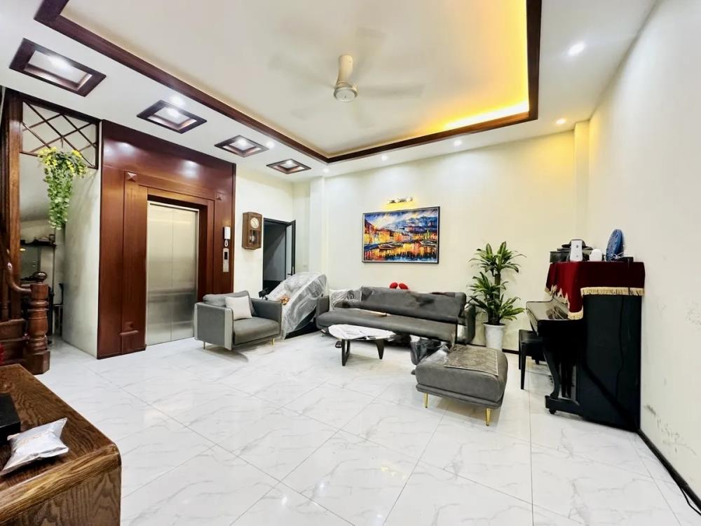 Bán nhà Tây Sơn - Thái Hà 44m² giá 15.5 tỷ - Thiết kế hiện đại 6 tầng thang máy