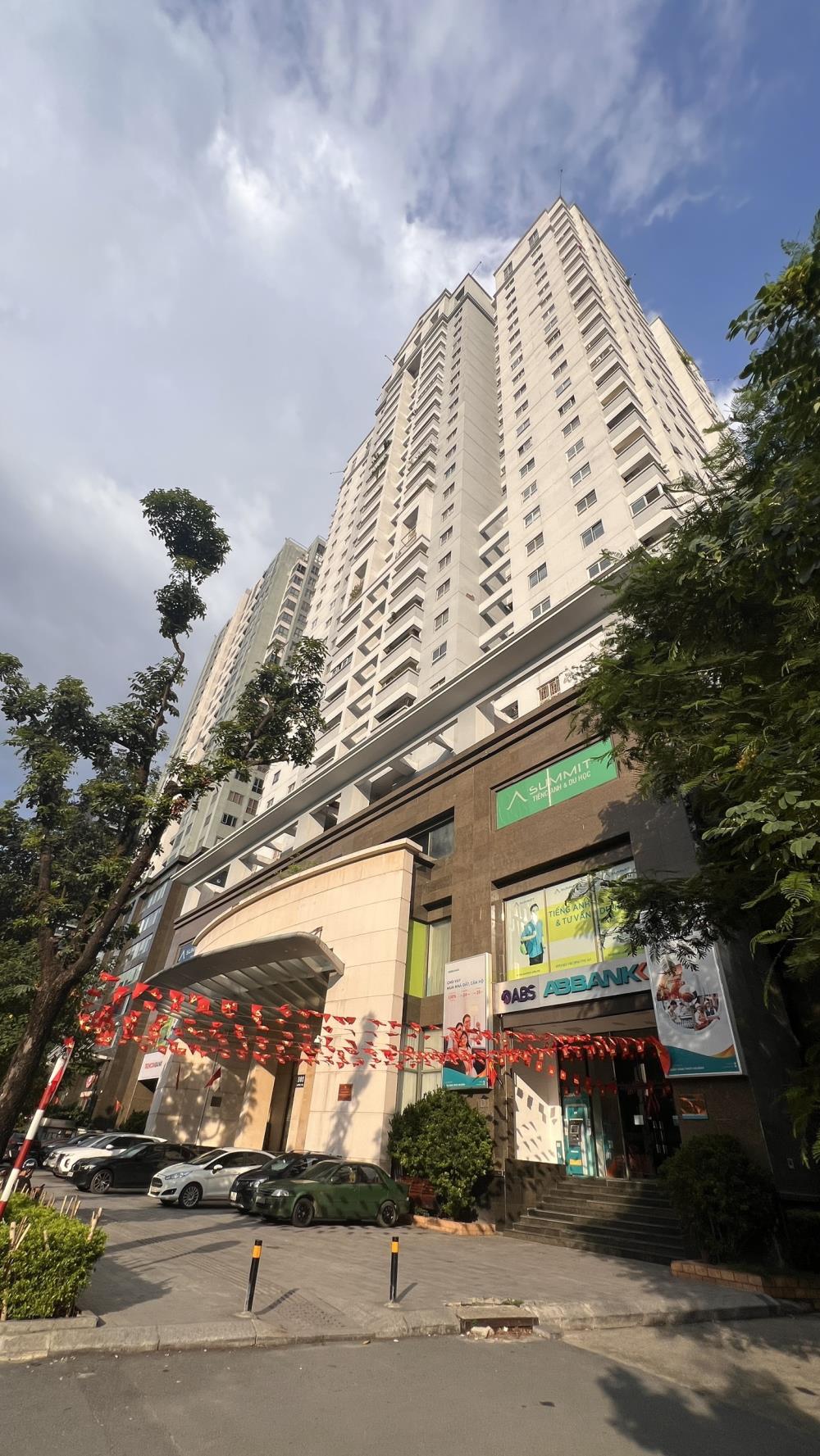 Căn hộ cao cấp Láng Hạ Đống Đa 163m² giá 13.4 tỷ - Căn góc 3 mặt thoáng, nội thất đầy đủ!