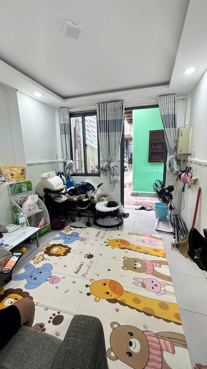 Nhà 2 Tầng Hẻm Yết Kiêu, Nha Trang 28.4m² giá 2.19 tỷ - Gần biển tiện ích đầy đủ!