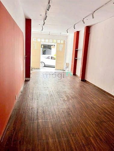 Nhà nguyên căn 3 Lầu 670/2A Lê Hồng Phong, Q10 - Phù hợp kinh doanh, chỉ 16 triệu