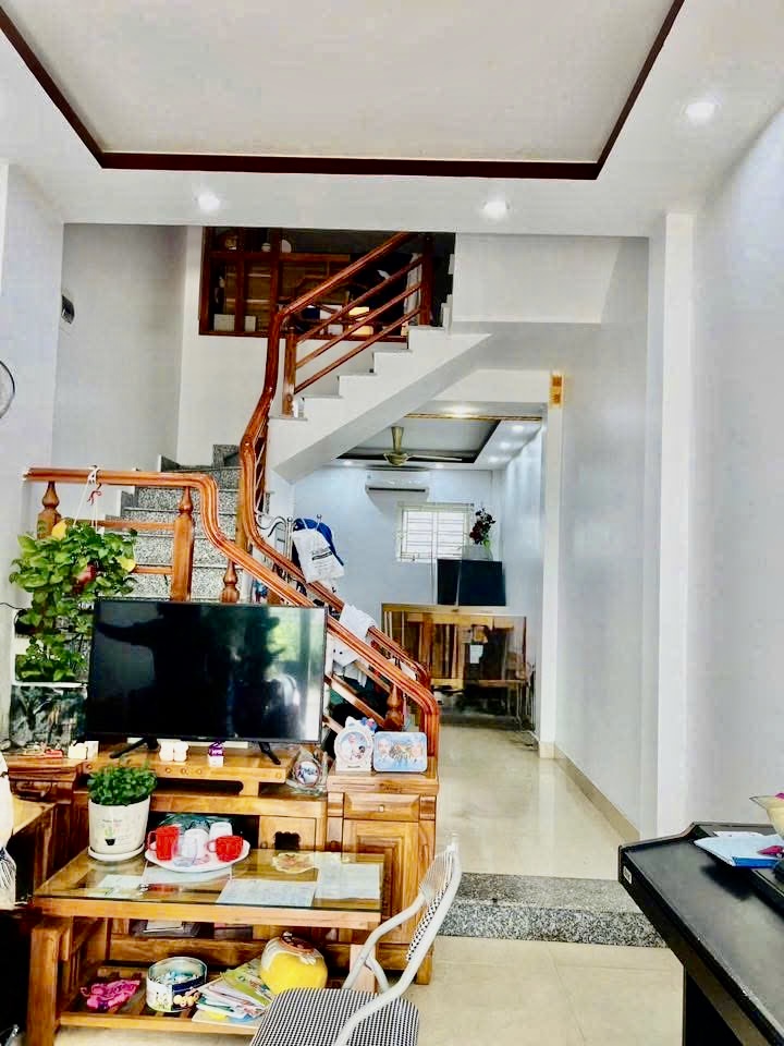 Nhà phố Kim Ngưu 40m² giá 7.2 tỷ - Lô góc kinh doanh đắc địa!