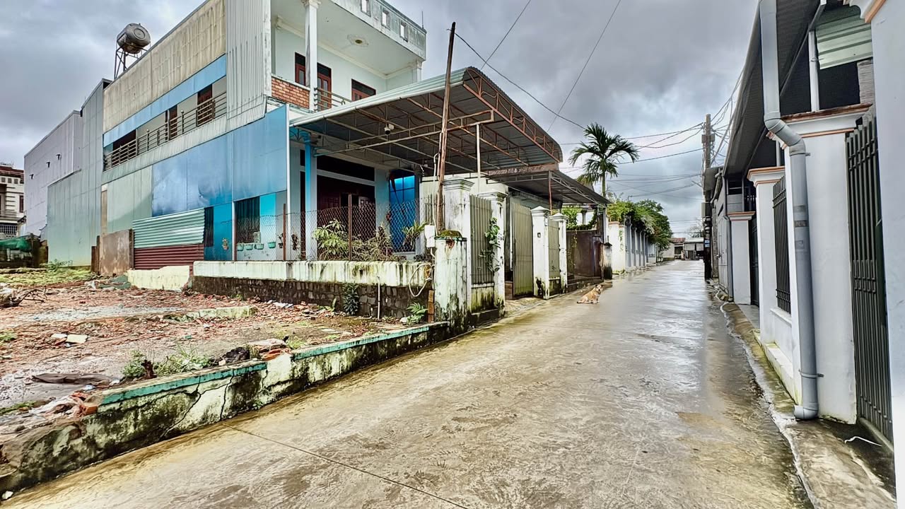 Đất nền hẻm chính Ama Quang, Pleiku 261m² chỉ 1 tỷ - Cơ hội đầu tư tuyệt vời!