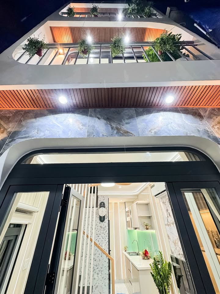 Nhà mini Phú Nhuận 15m² giá 3.6 tỷ - Full nội thất mới, sẵn sàng vào ở!