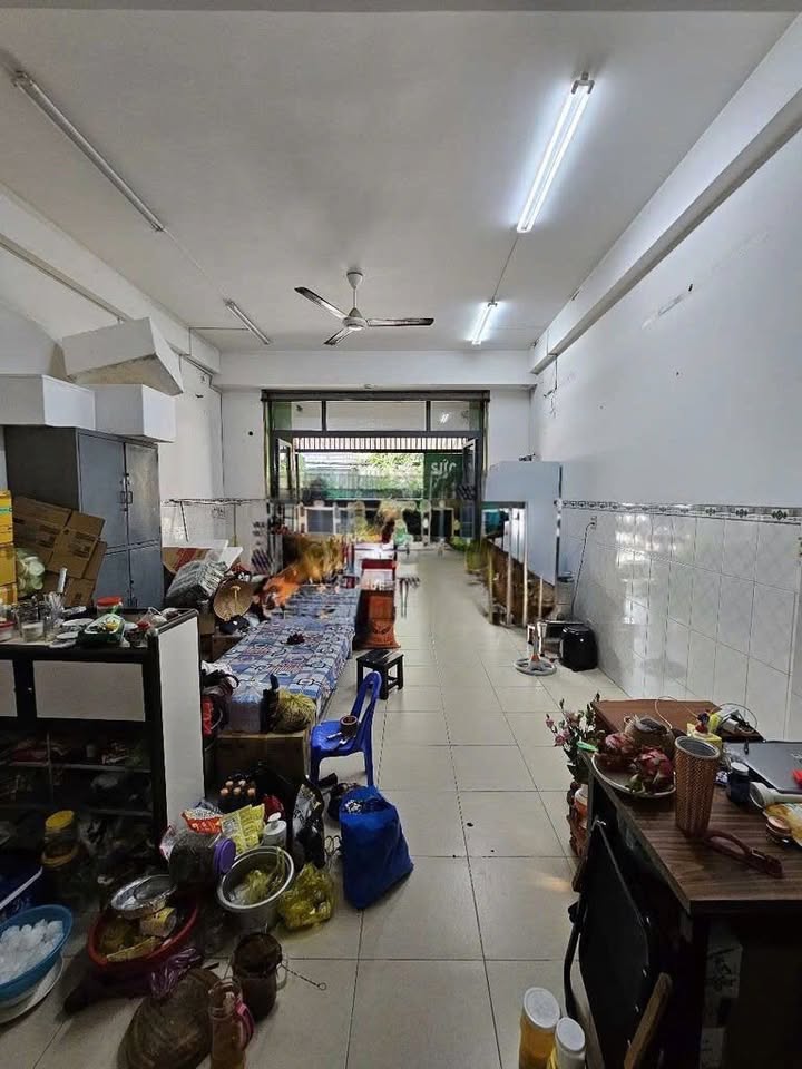 Cửa hàng cho thuê tại Hoàng Ngọc Phách, Tân Phú 50m² - Giá chỉ 12 triệu!