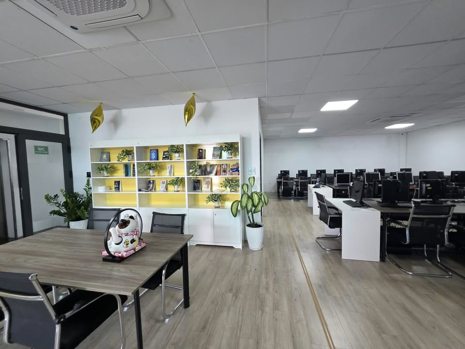 Văn phòng cho thuê đường Nguyễn Xí, quận Bình Thạnh 85m² - Giá thuê hợp lý