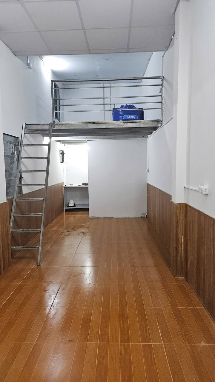 Phòng trọ có gác xép Tân Khai 30m² giá chỉ từ 3 triệu - An ninh tốt, thoải mái!