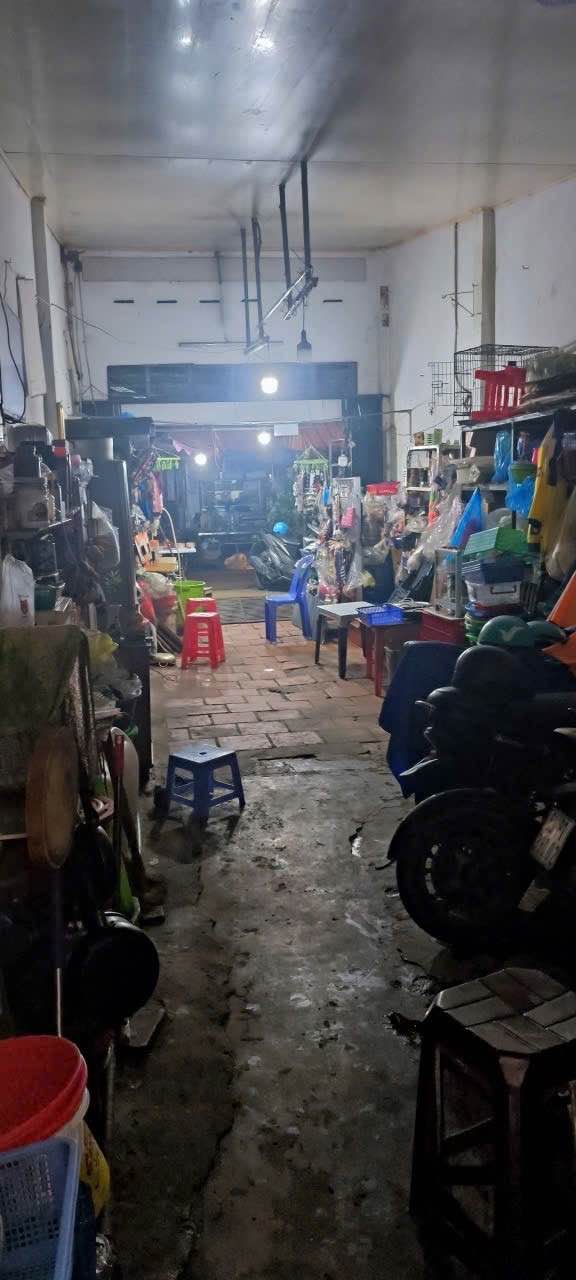 Nhà mặt tiền chợ Trường Chinh 84m² giá 15.8 tỷ - Cơ hội đầu tư sinh lời!