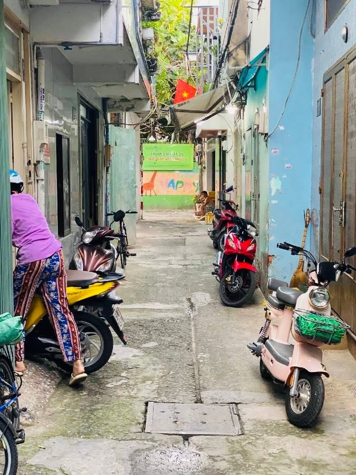 Nhà phố Tân Phú 25m² giá 3.6 tỷ - Sổ hồng riêng, hoàn công đầy đủ!