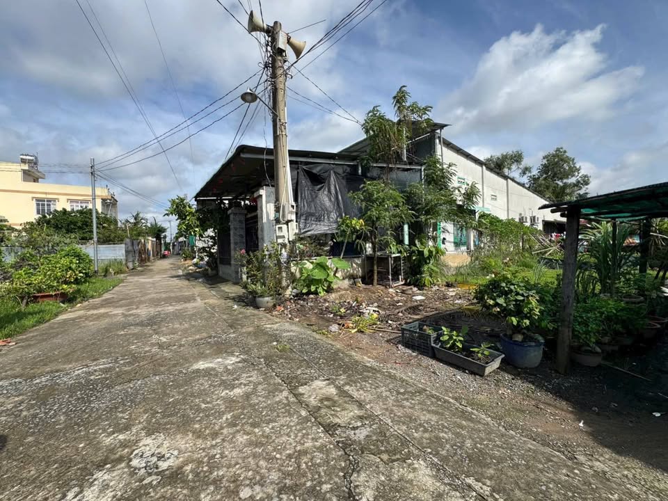 Đất nền góc 2 mặt tiền tại Nhơn Trạch 199m² giá 3.56 tỷ - Đầu tư sinh lời ngay!