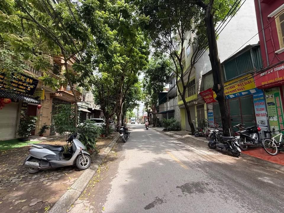 Đất phân lô Hoàng Mai 40m² giá 14.2 tỷ - Đầu tư sinh lời ngay!