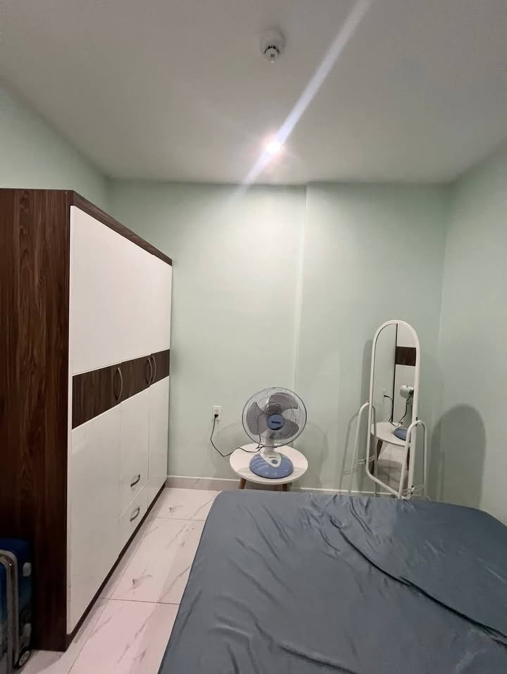 Chung cư Star Tower An Phú 2PN giá 4.5 triệu - Full nội thất, vào ở ngay!